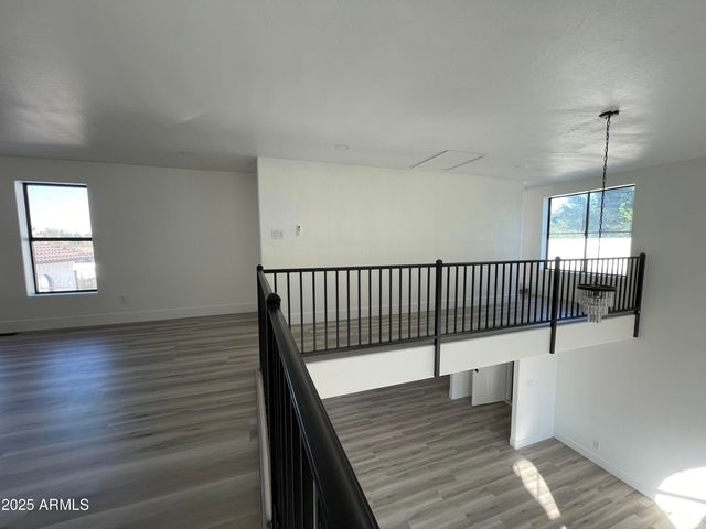 8200 W Orange Avenue, Glendale, AZ 85303