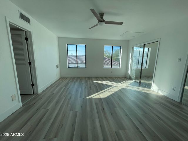 8200 W Orange Avenue, Glendale, AZ 85303