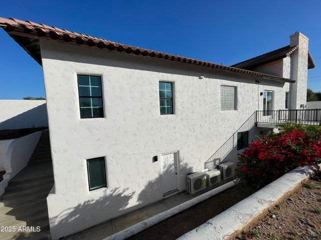 8200 W Orange Avenue, Glendale, AZ 85303