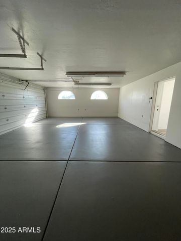 8200 W Orange Avenue, Glendale, AZ 85303