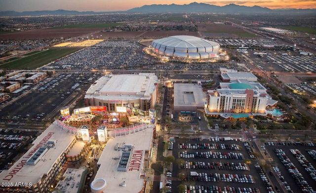 8200 W Orange Avenue, Glendale, AZ 85303