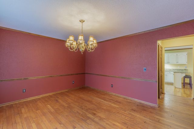 3609 Glen Oaks Drive, East Ridge, TN 37412