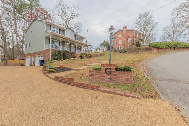 3609 Glen Oaks Drive, East Ridge, TN 37412