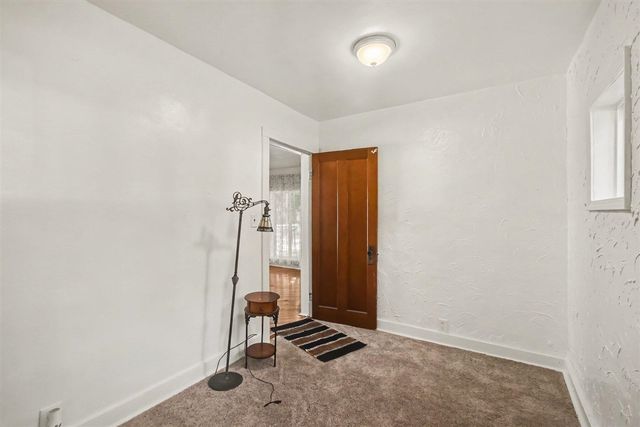 1234 Langeland Avenue, Muskegon, MI 49442