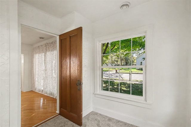 1234 Langeland Avenue, Muskegon, MI 49442