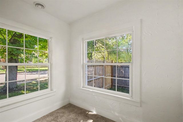 1234 Langeland Avenue, Muskegon, MI 49442