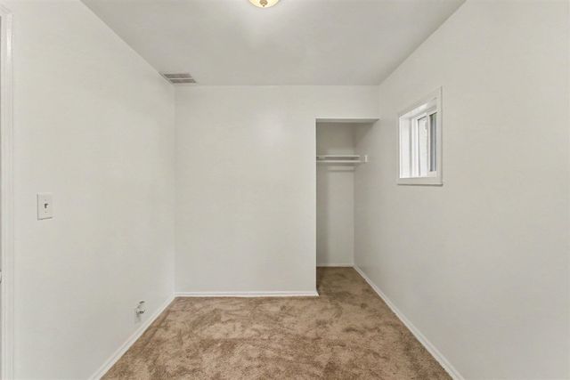 1234 Langeland Avenue, Muskegon, MI 49442