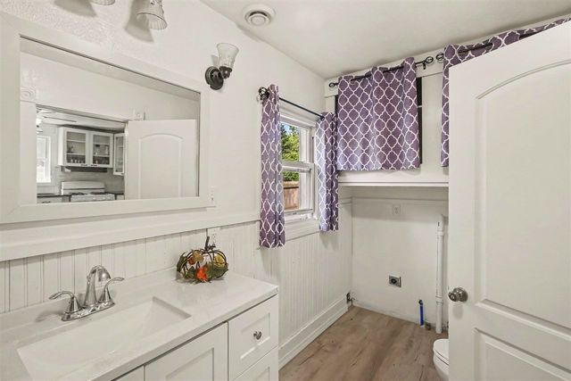 1234 Langeland Avenue, Muskegon, MI 49442