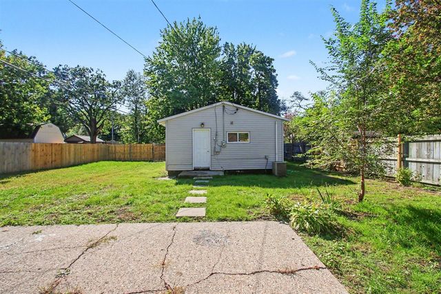 1234 Langeland Avenue, Muskegon, MI 49442