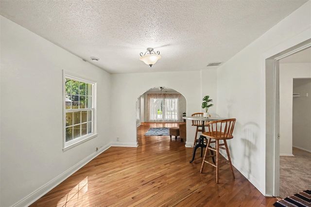 1234 Langeland Avenue, Muskegon, MI 49442