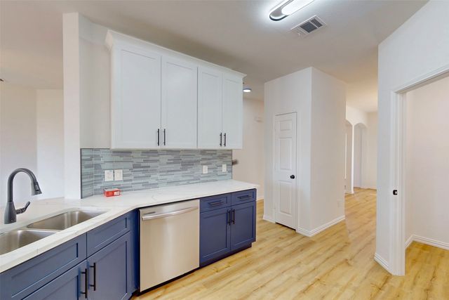 12629 Black Cherry Lane, Fort Worth, TX 76040