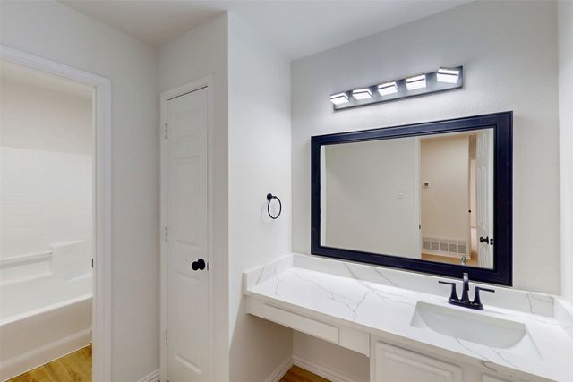 12629 Black Cherry Lane, Fort Worth, TX 76040