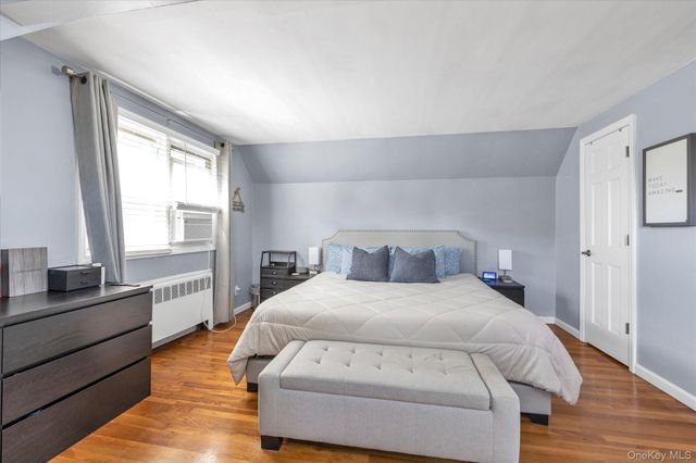 64 Kobb Boulevard, West Islip, NY 11795