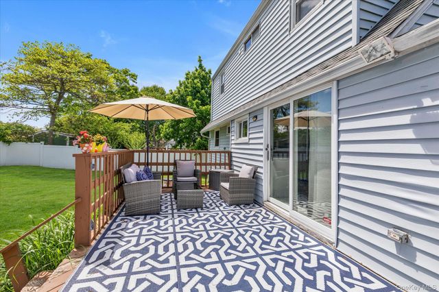 64 Kobb Boulevard, West Islip, NY 11795