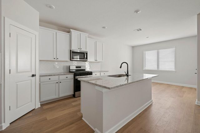 14004 Starboard Reach Drive, Texas City, TX 77510