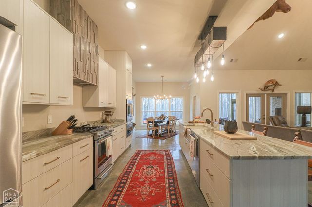 4223 County Road 318, Jonesboro, AR 72401