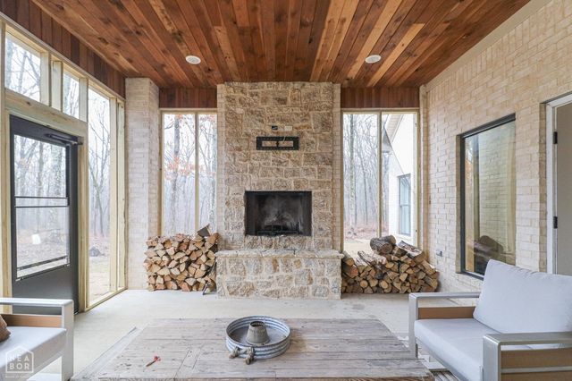 4223 County Road 318, Jonesboro, AR 72401