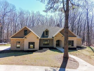 4223 County Road 318, Jonesboro, AR 72401