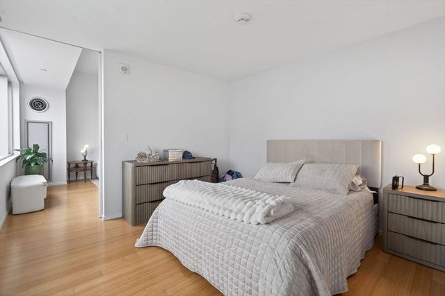 141 Dorchester Ave 1005, Boston, MA 02127