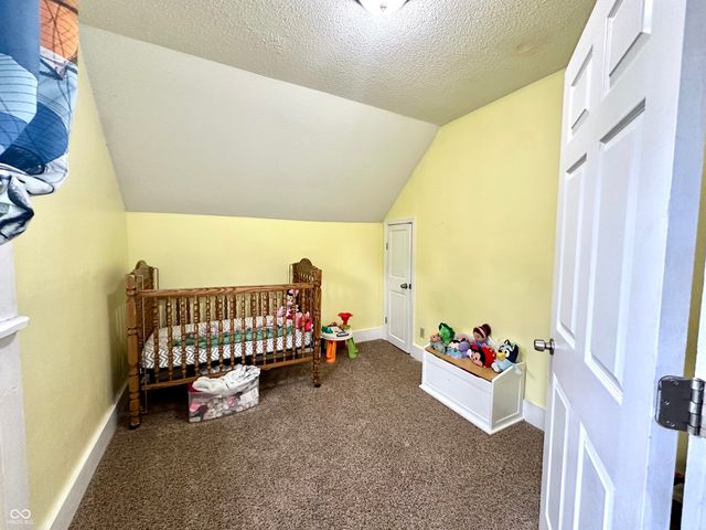206 Whitlock Avenue, Crawfordsville, IN 47933
