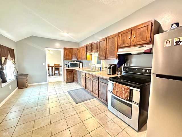 206 Whitlock Avenue, Crawfordsville, IN 47933