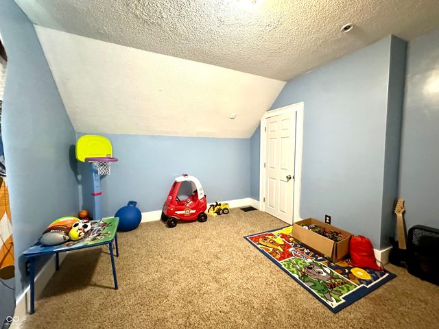 206 Whitlock Avenue, Crawfordsville, IN 47933