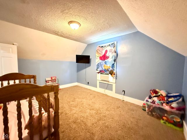 206 Whitlock Avenue, Crawfordsville, IN 47933