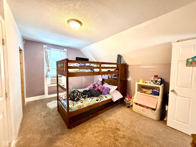 206 Whitlock Avenue, Crawfordsville, IN 47933