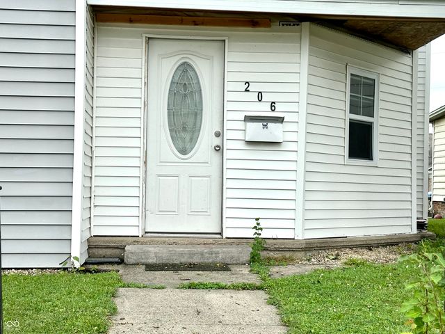 206 Whitlock Avenue, Crawfordsville, IN 47933