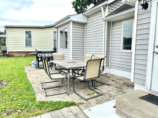 206 Whitlock Avenue, Crawfordsville, IN 47933