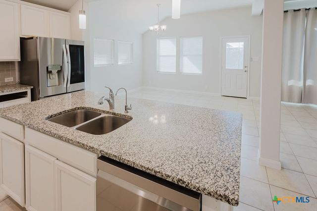 632 Ridgemeadow Drive, New Braunfels, TX 78130