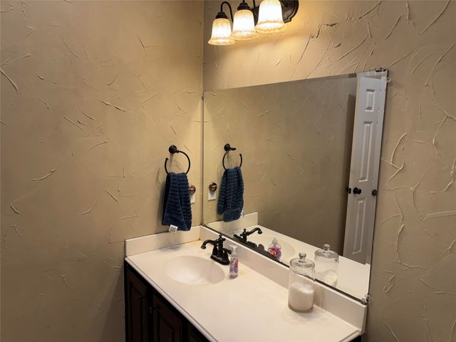 11721 Waterford Lane, Frisco, TX 75035