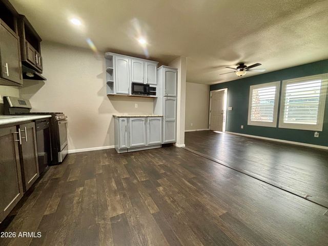 7302 W Peoria Avenue 71, Peoria, AZ 85345