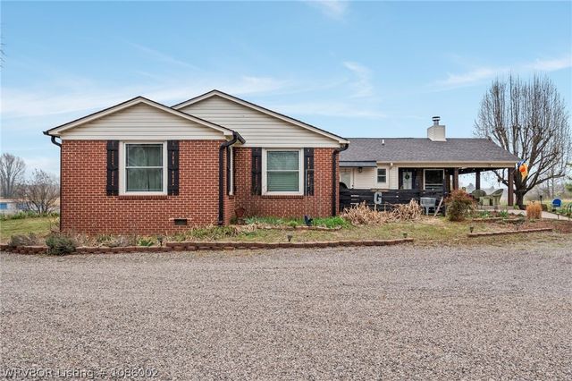 1808 S Hwy 96, Lavaca, AR 72941