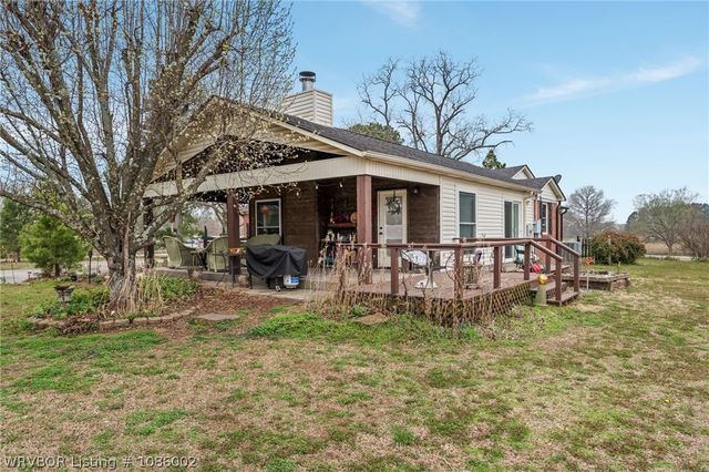 1808 S Hwy 96, Lavaca, AR 72941