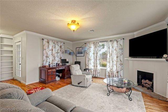 1808 S Hwy 96, Lavaca, AR 72941