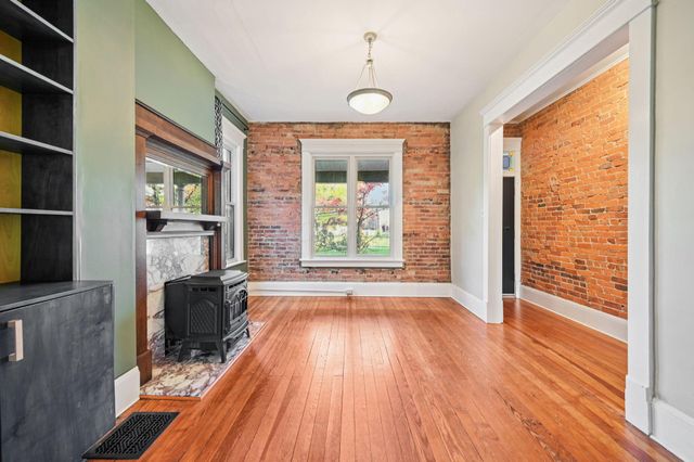 537 W 3rd Avenue, Columbus, OH 43201