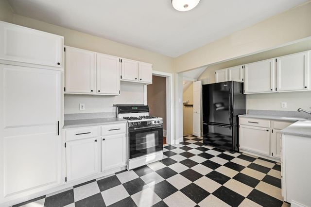 537 W 3rd Avenue, Columbus, OH 43201