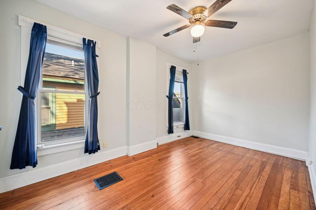 537 W 3rd Avenue, Columbus, OH 43201