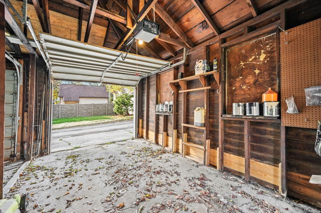 537 W 3rd Avenue, Columbus, OH 43201