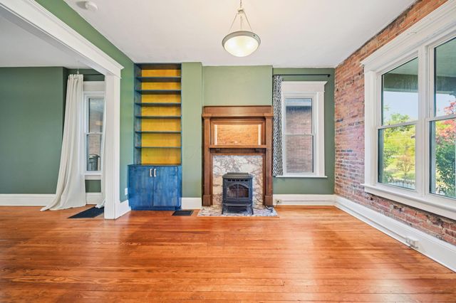 537 W 3rd Avenue, Columbus, OH 43201