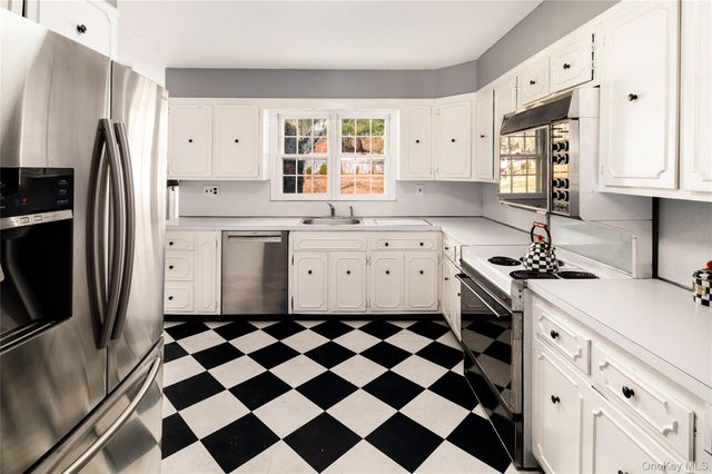 58 Millbrook Road, Bedford, NY 10506