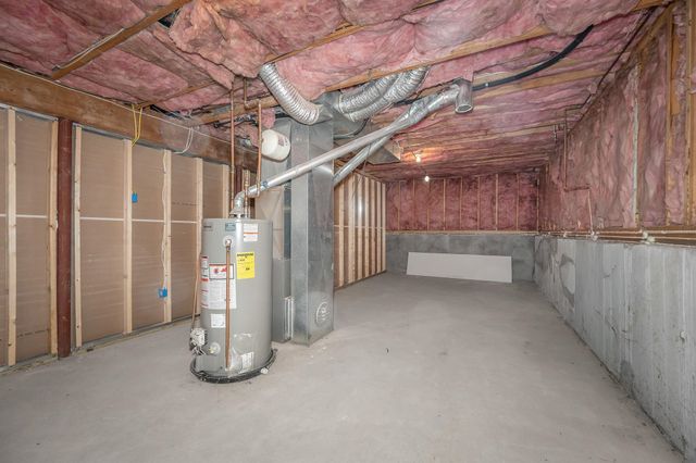 4 Heather Court, Nashua, NH 03062