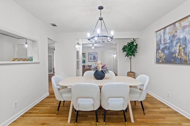 1517 Morrow ST, Austin, TX 78757