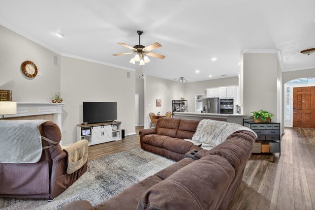 2302 Chambray Drive, Corinth, TX 76210