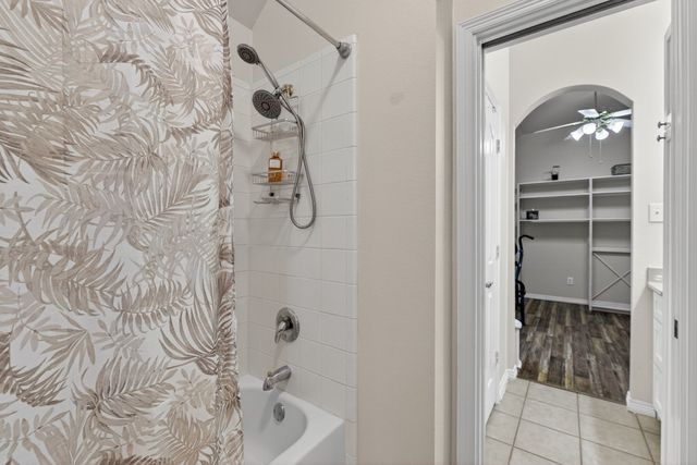 2302 Chambray Drive, Corinth, TX 76210