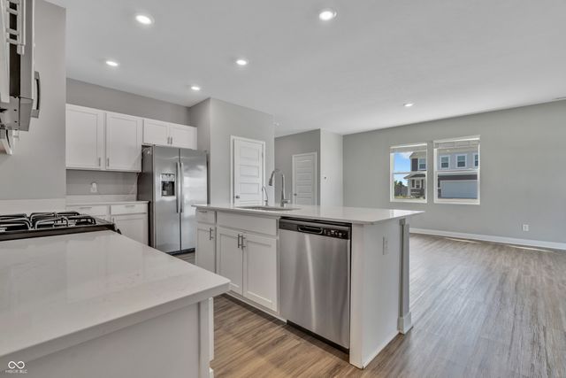 76 Fernleaf Drive, Whiteland, IN 46184