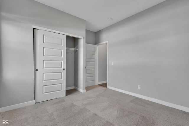 76 Fernleaf Drive, Whiteland, IN 46184