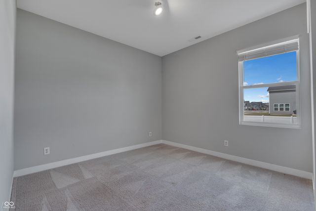 76 Fernleaf Drive, Whiteland, IN 46184