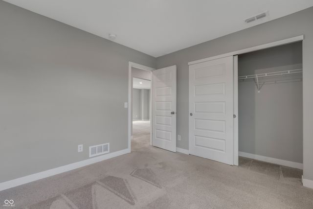 76 Fernleaf Drive, Whiteland, IN 46184